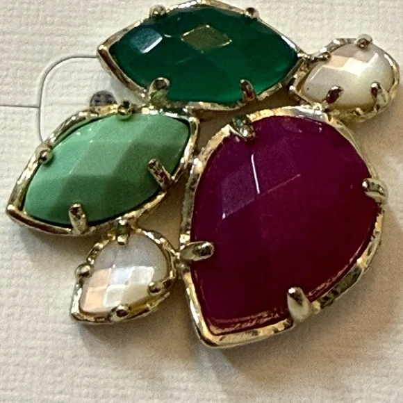 💛KENDRA SCOTT CARMEN STUDS 💛 - Picture 2 of 3